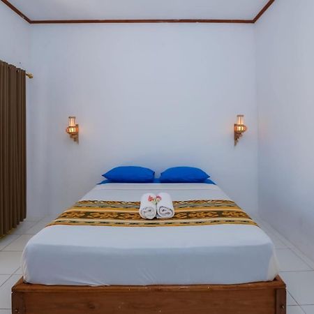 Апартаменты Radika House Гили Траванган Экстерьер фото