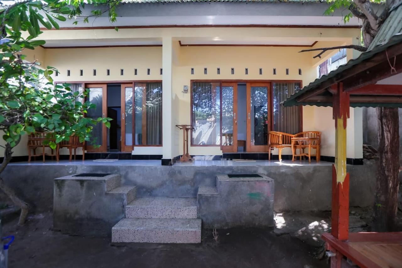 Апартаменты Radika House Гили Траванган Экстерьер фото